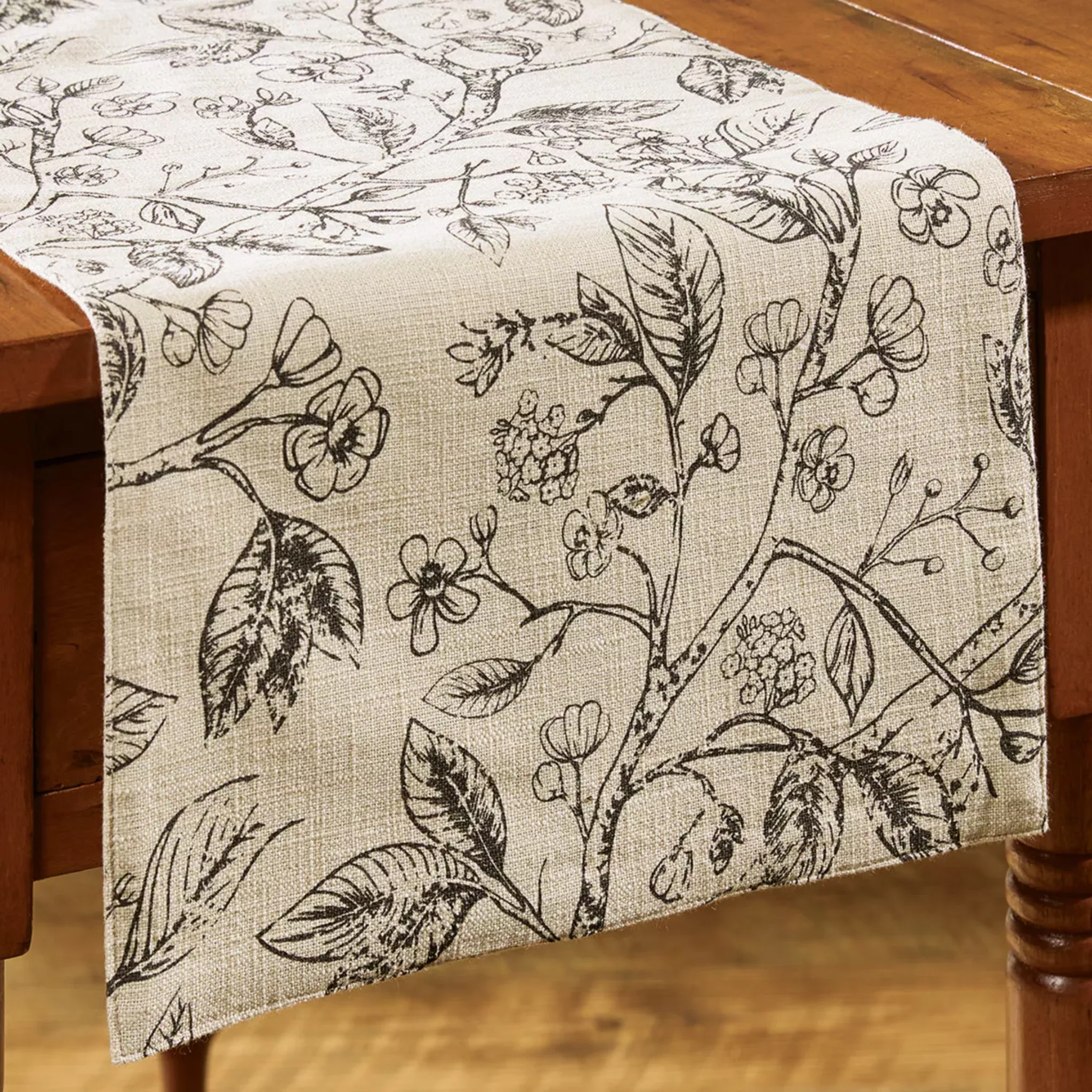 Darby Table Runner