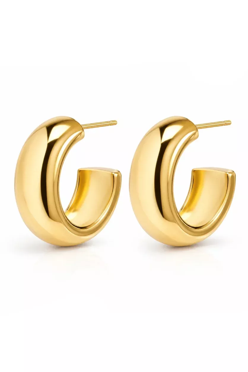 Ellie Vail Cosa Medium Hoop Earring
