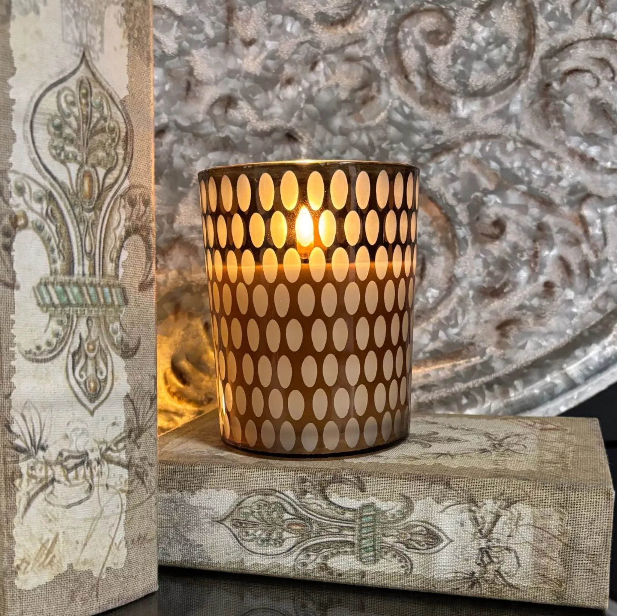 Etched Imprint Radiance Candle