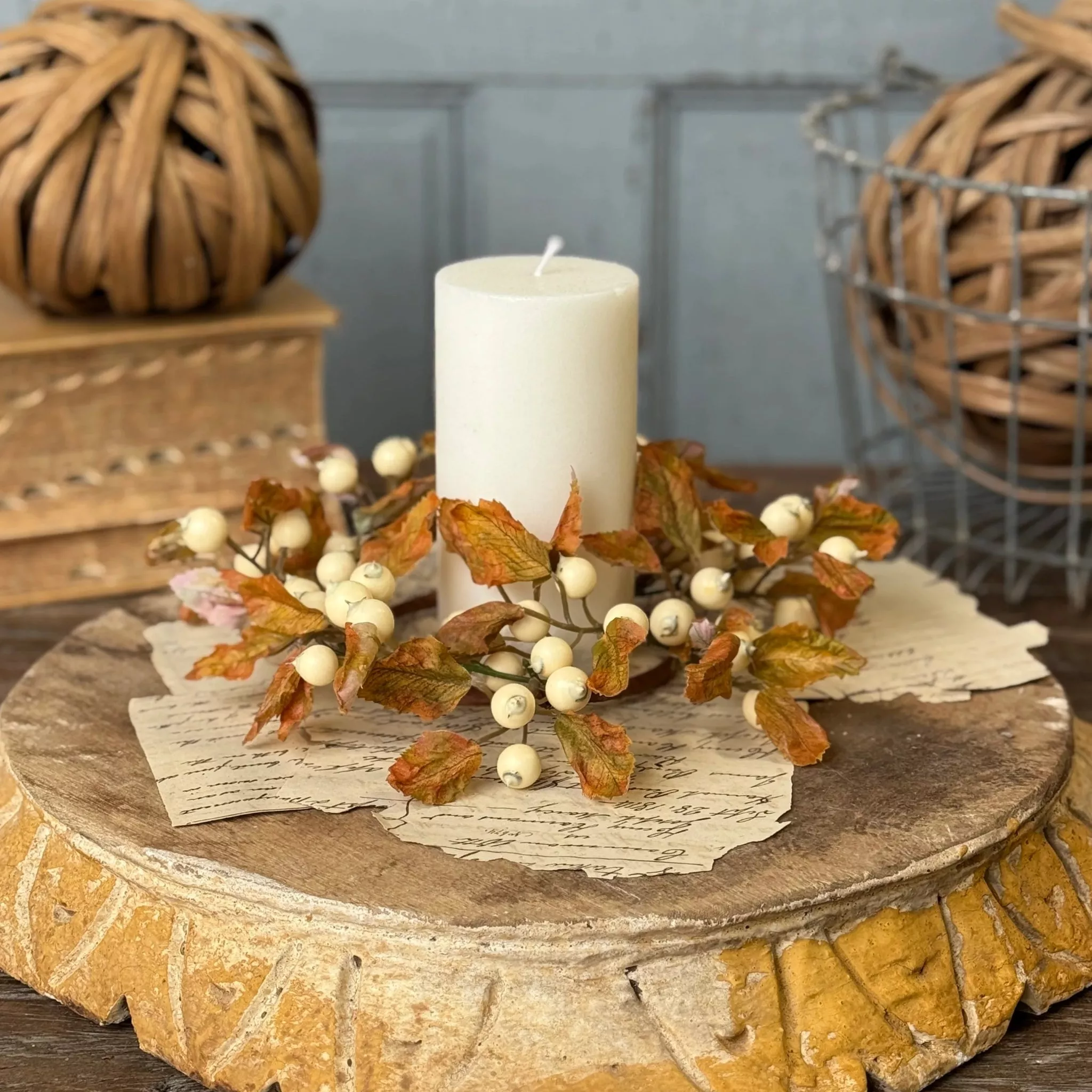 Lodenberry Leaves Candle Ring