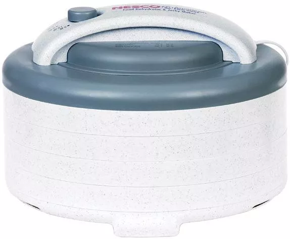 Nesco Snackmaster 6.1 Qt. Food Dehydrator (& Extra Trays)