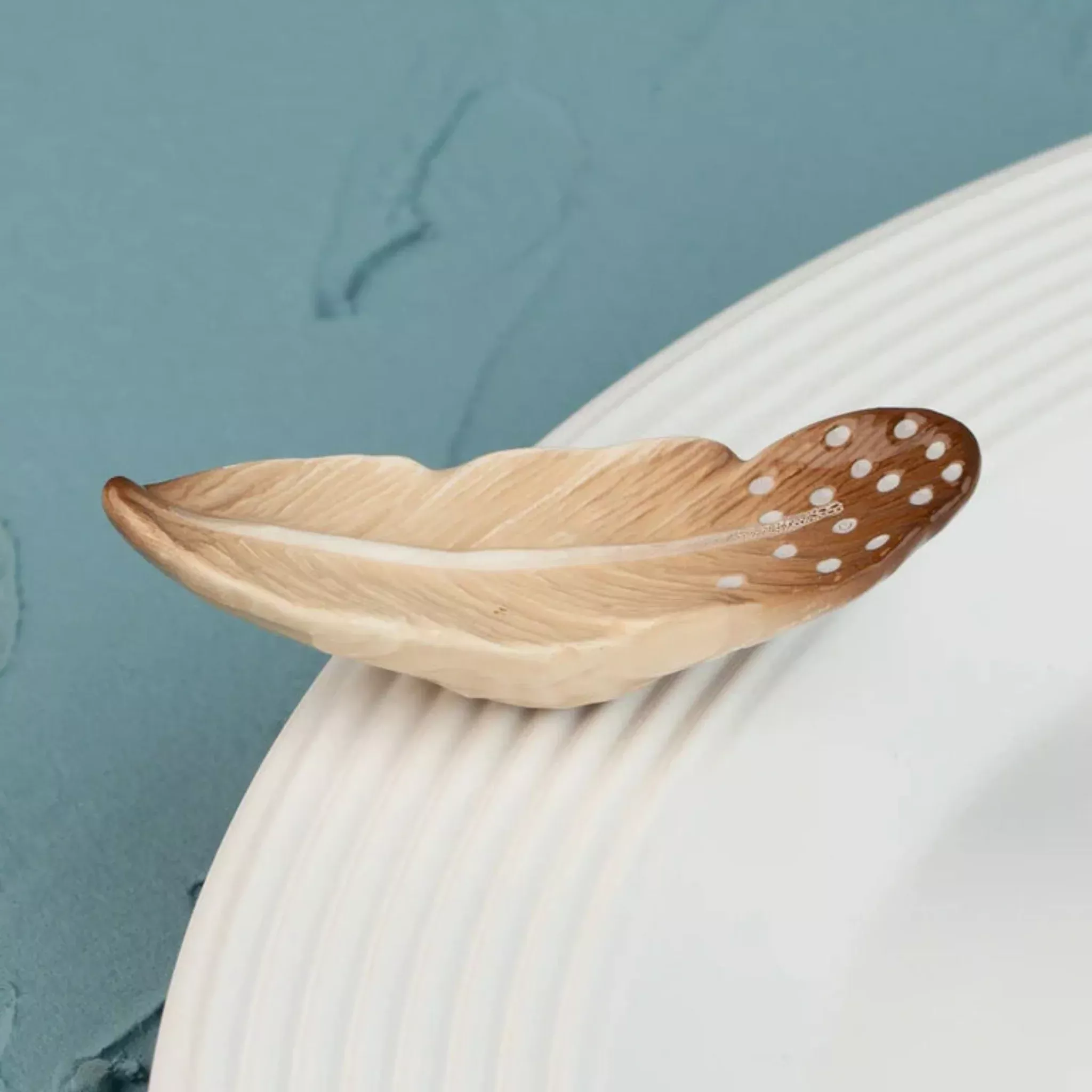 Nora FlemingCreative Quill Feather