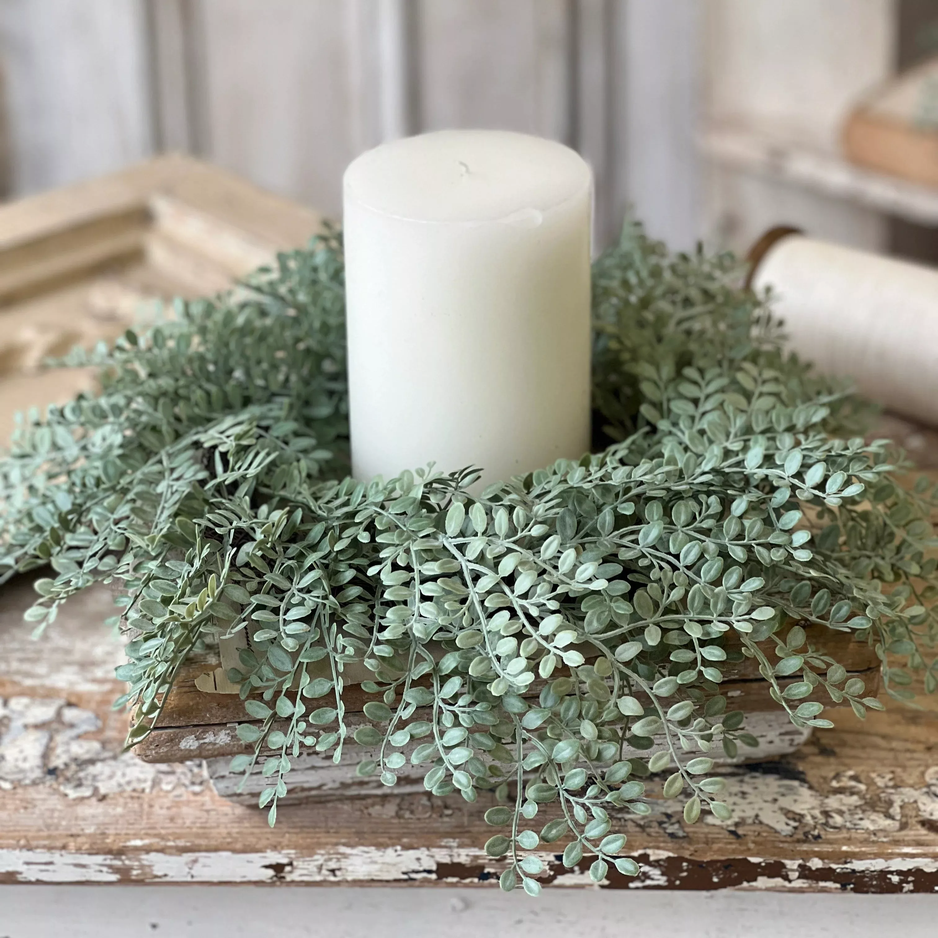 Tatler Leaves Candle Ring